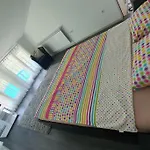 с басейн и джакузи بيت للعطل *