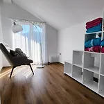 с басейн и джакузи Nyaraló *