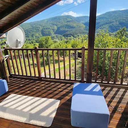 с басейн и джакузи *