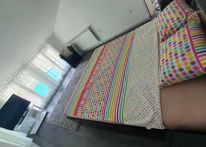 с басейн и джакузи Nyaraló *